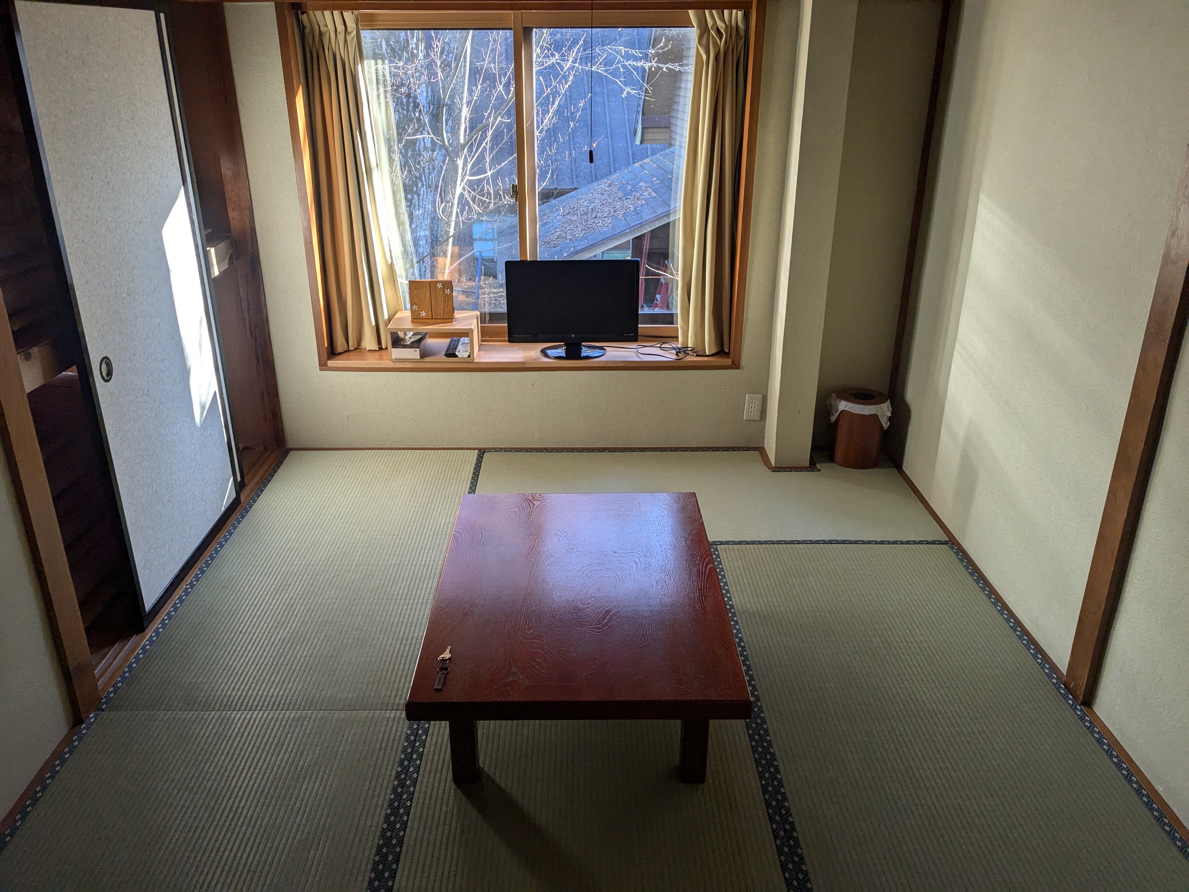 2024年12月01日　民宿の一室