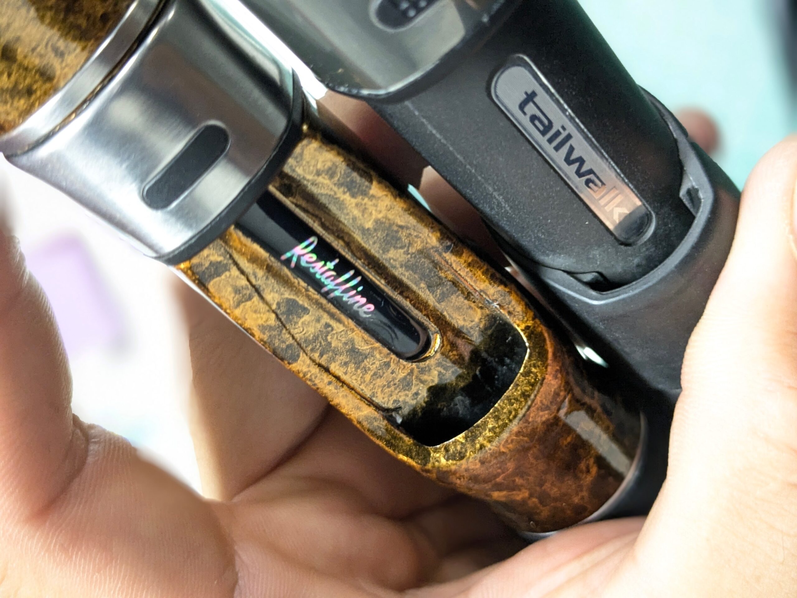 T-DPS20とレスターファインリールシートの比較