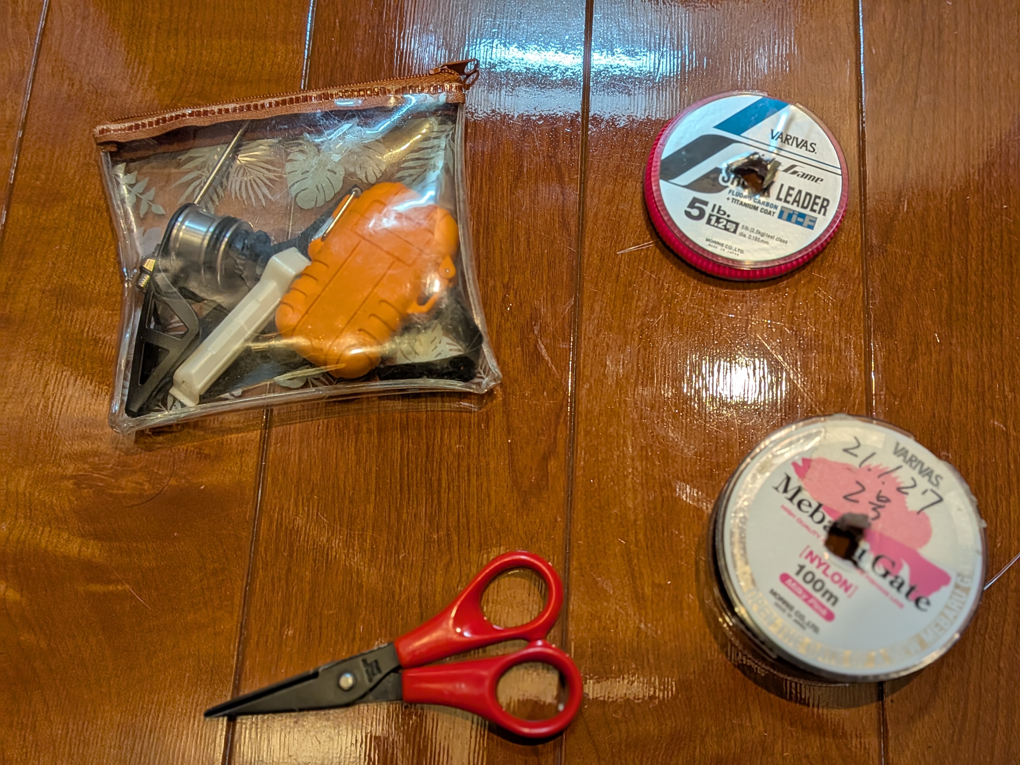 250913　芦ノ湖ワカサギ　準備　リーダー類