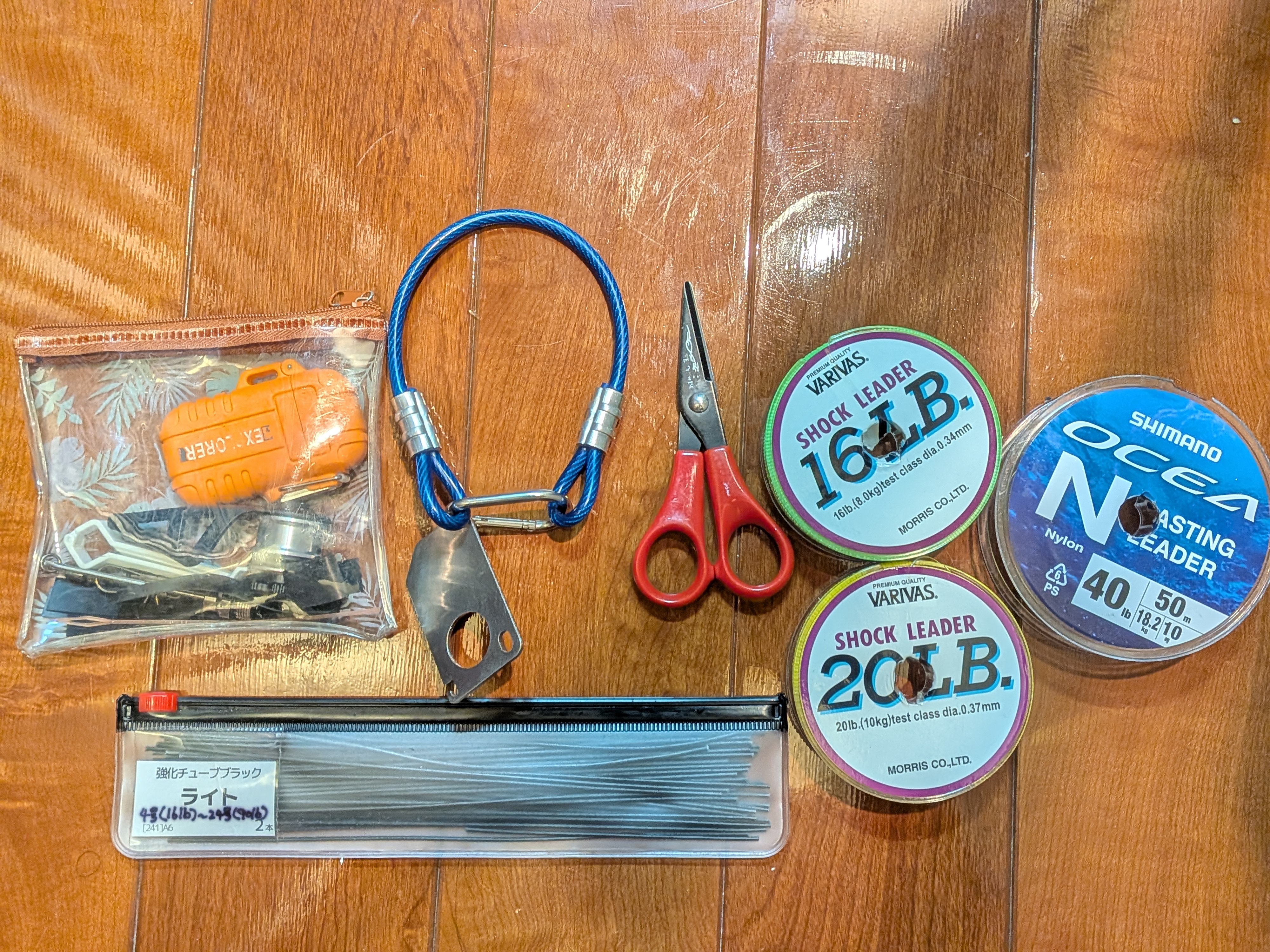 2025年10月18日　焼津タチウオ⇒シロアマダイ⇒カツオリレー　リーダー・ノット類