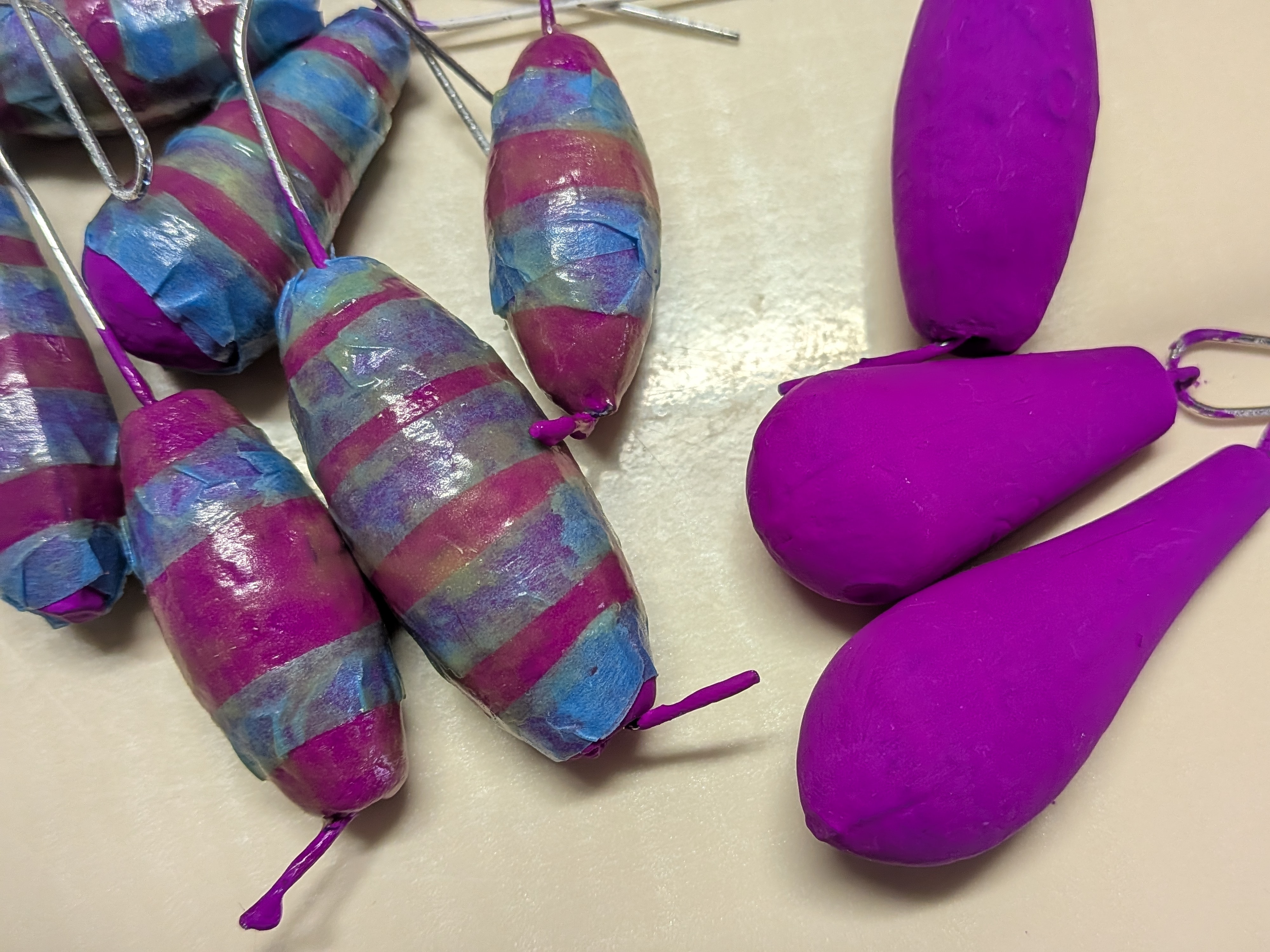 サーベルカブラオモリ塗装 夜光を塗った物と塗っていない物