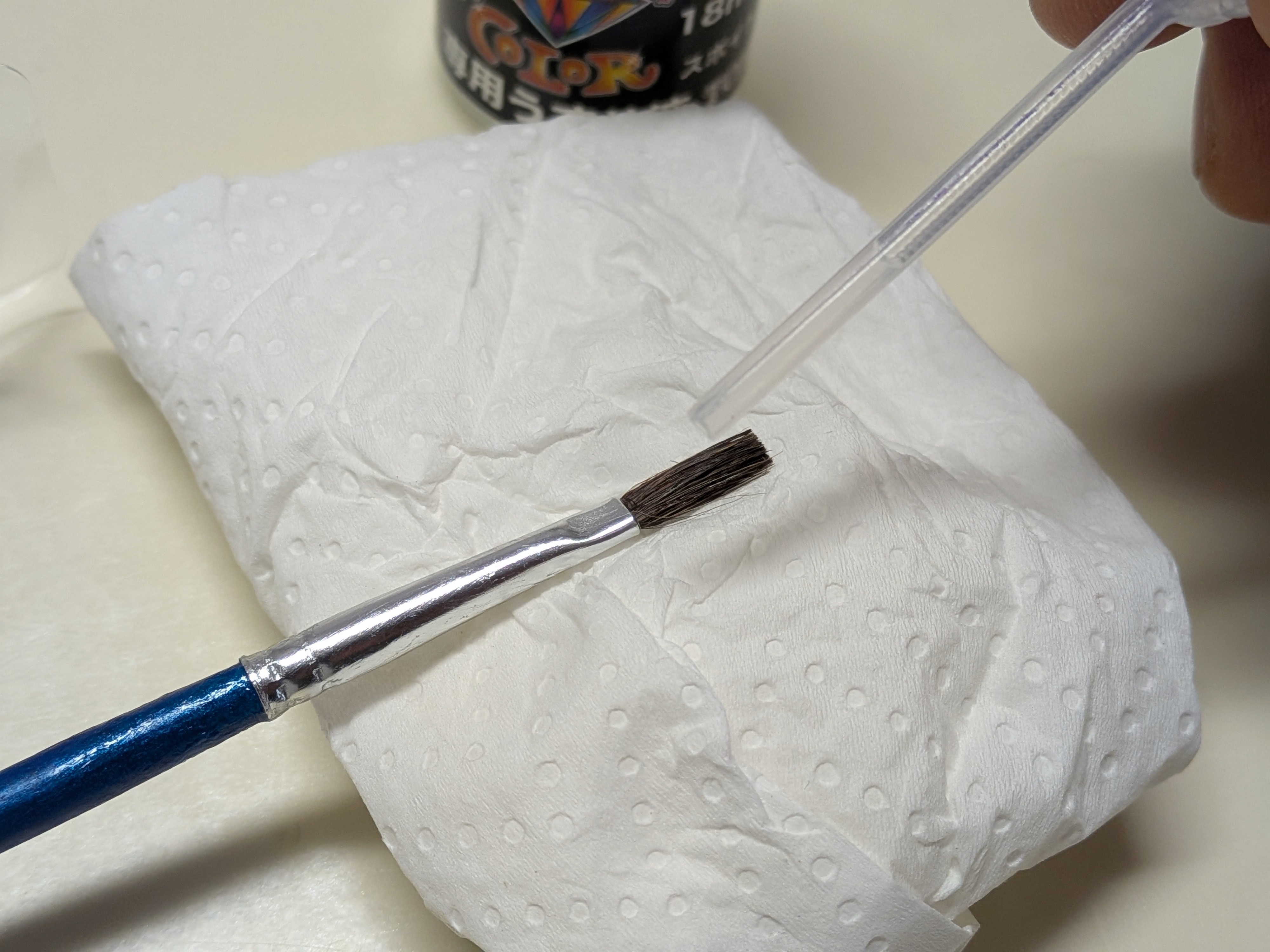 サーベルカブラオモリ塗装 筆の手入れ