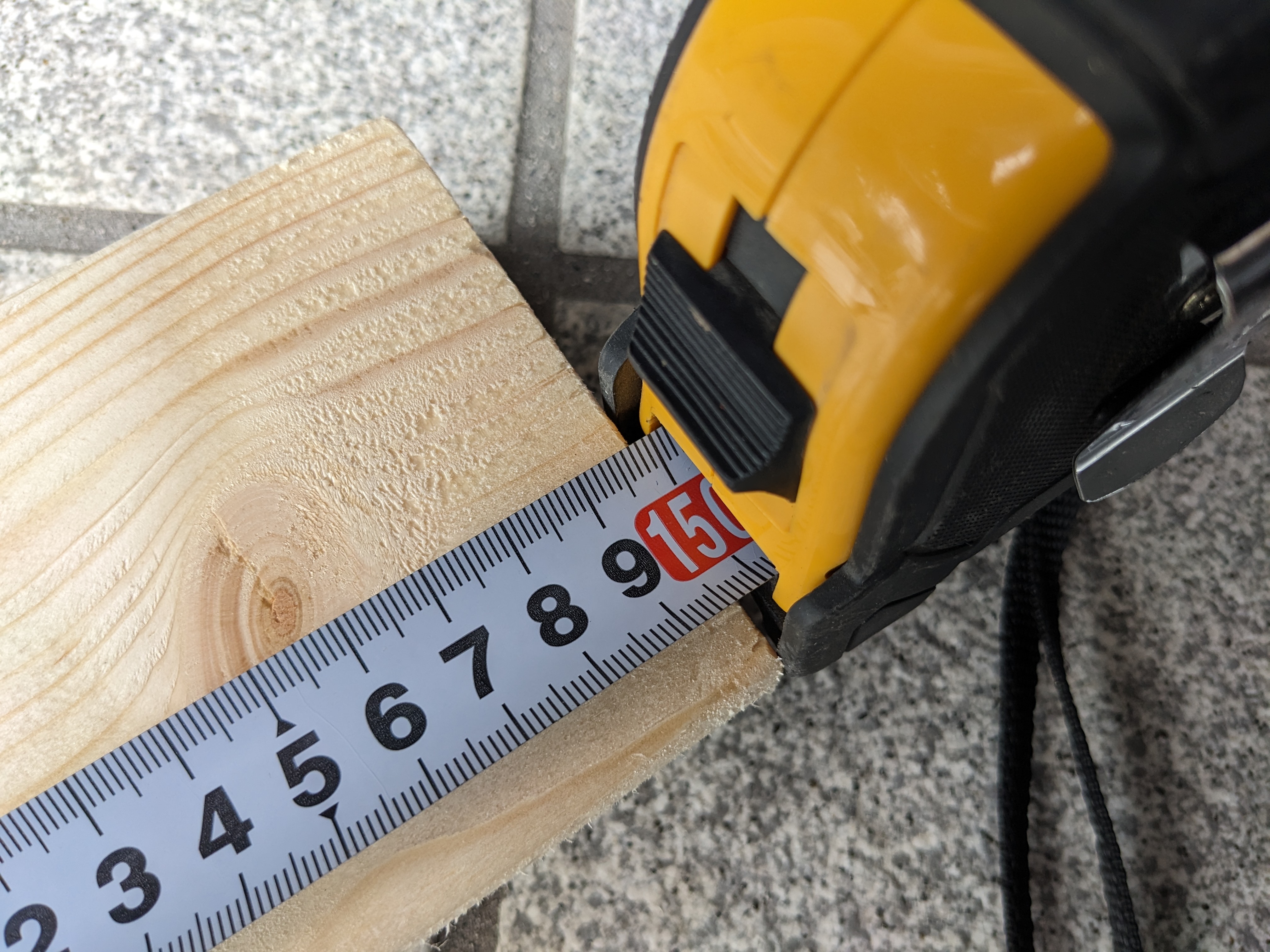 23年12月17日　木材は150cmで切断