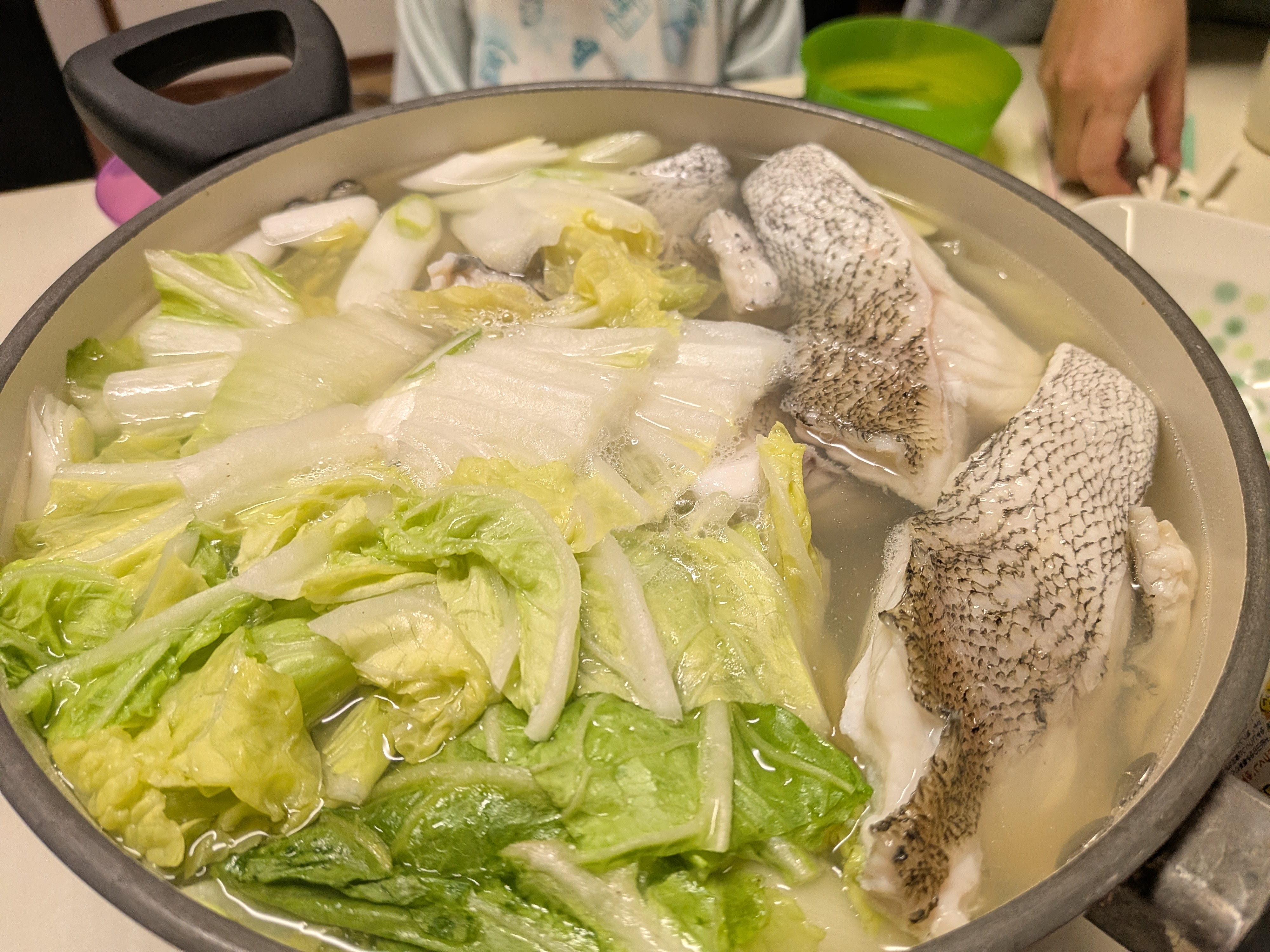 2025年12月13日　オオスジハタの鍋