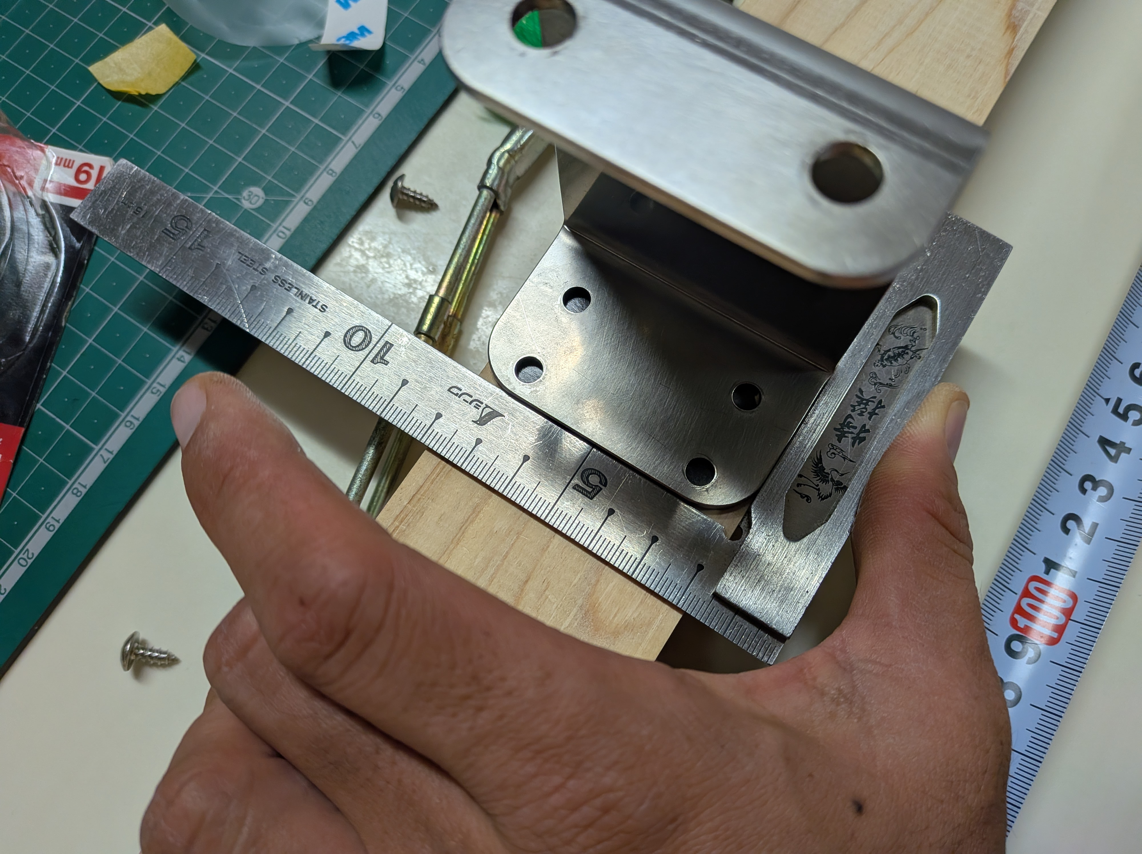 26年1月21日　ブラケットの位置決め