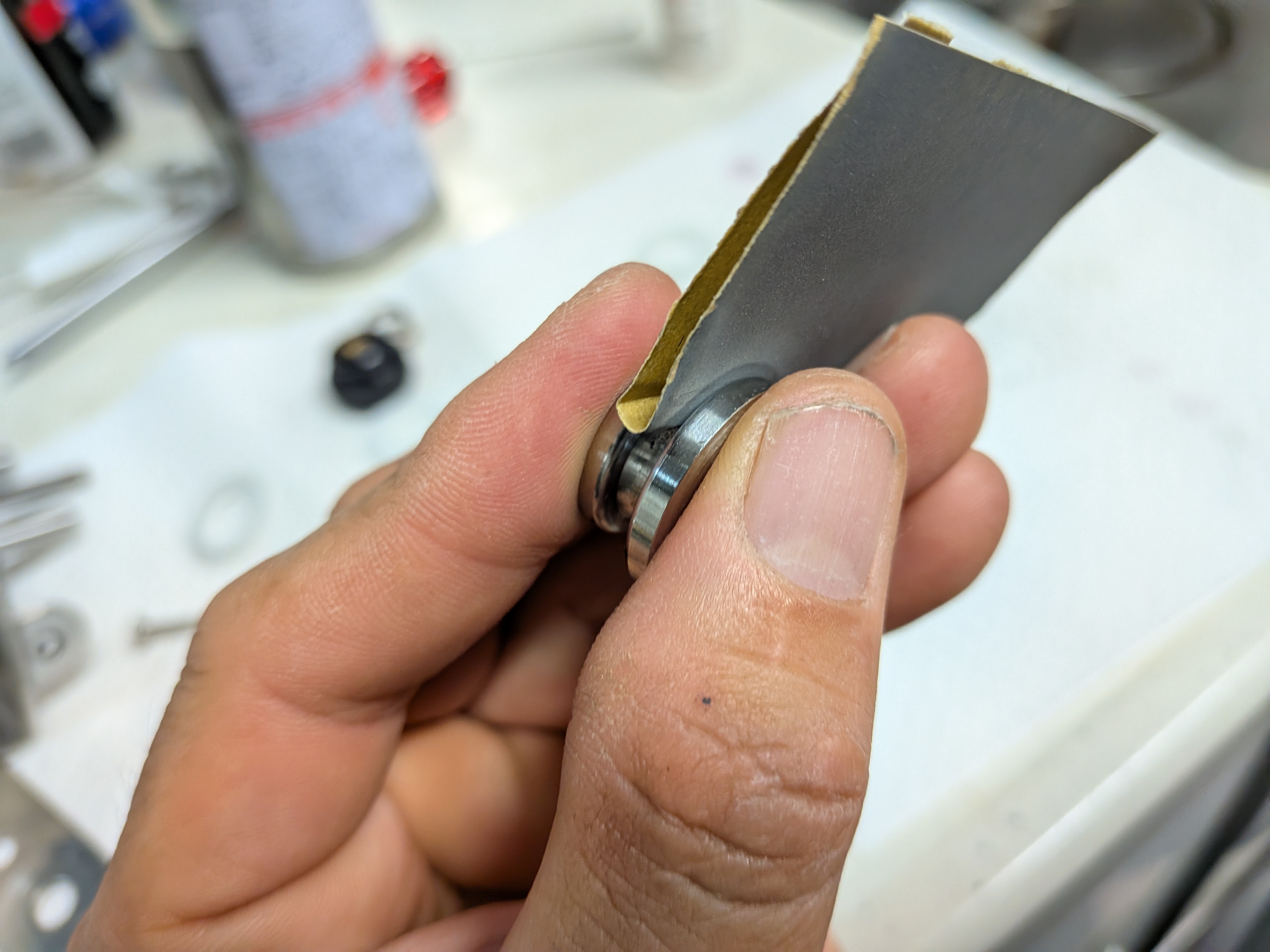 26年1月27日 2000番紙ヤスリで研磨