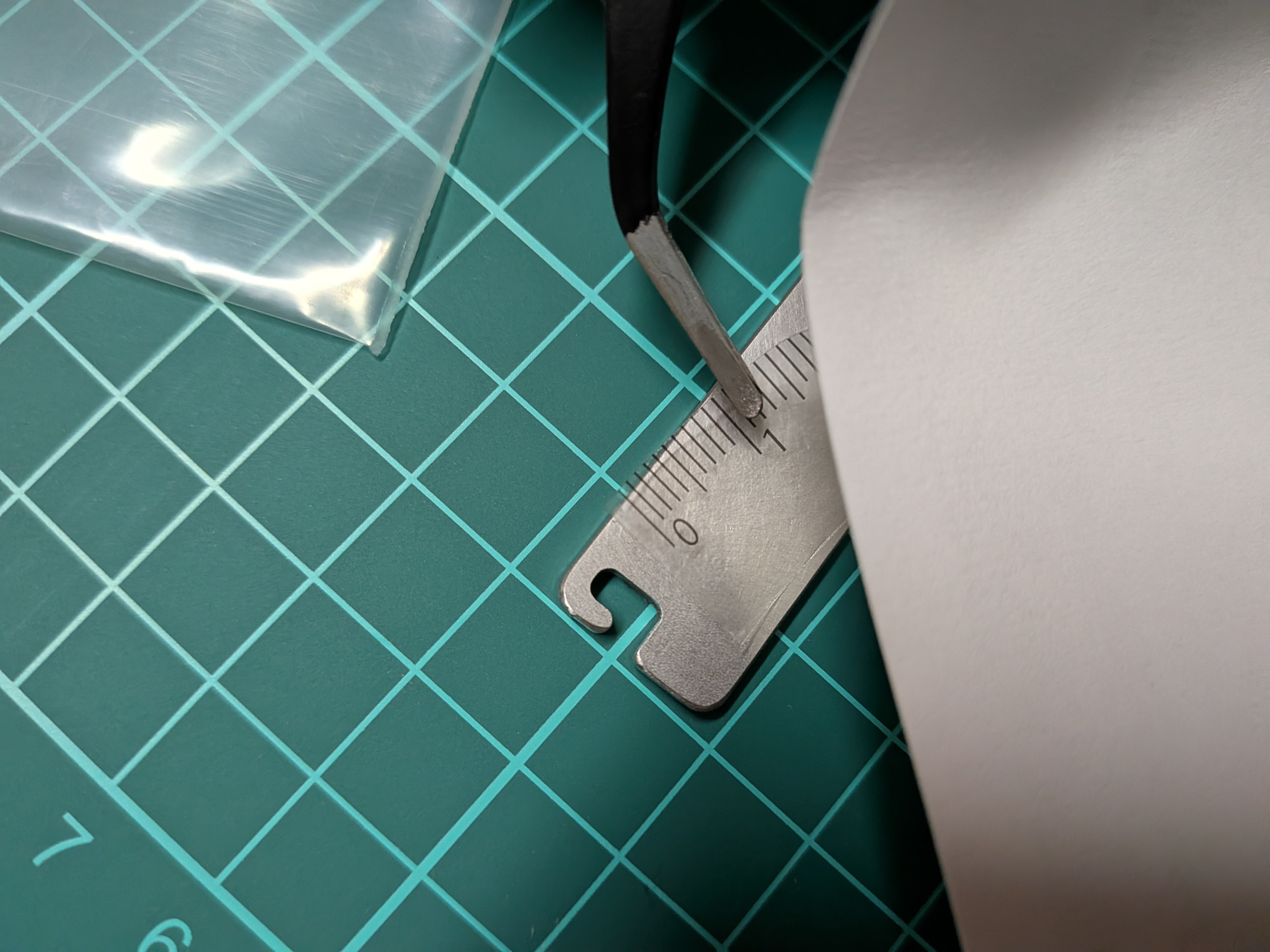 26年1月30日　アシストフック用スケール　シール貼り付け