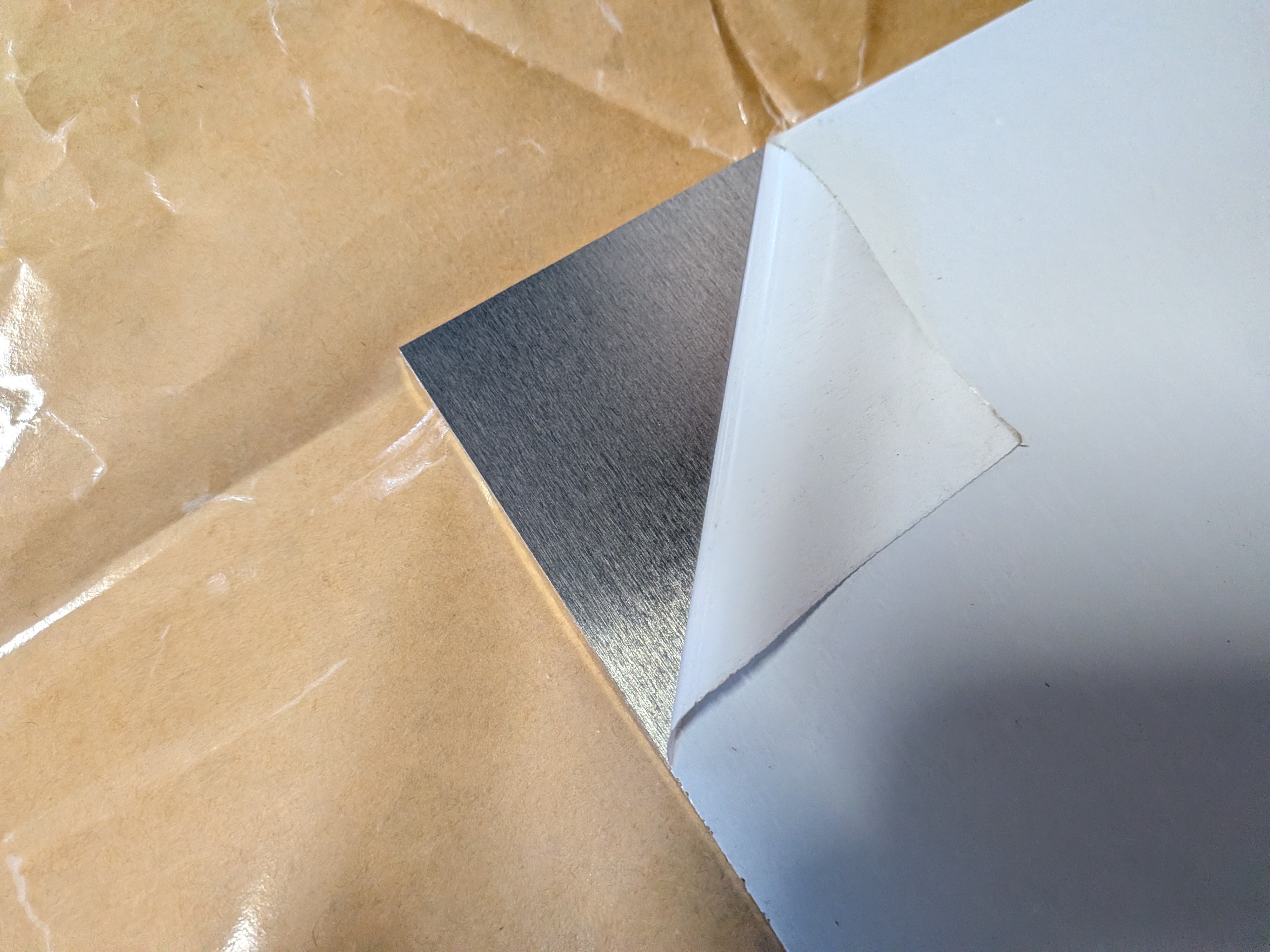 26年2月6日　４隅は鋭い角になっている