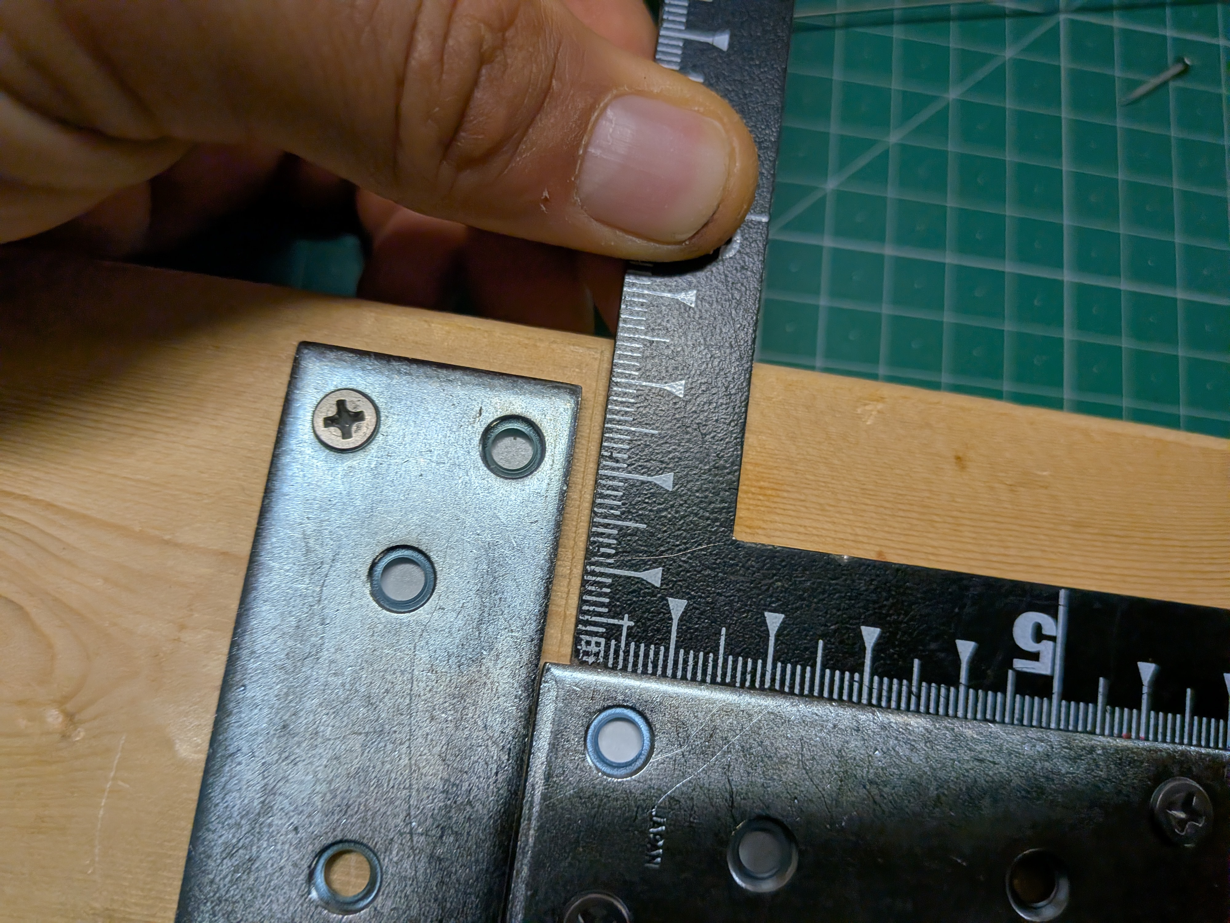 26年3月20日　釘の位置出し