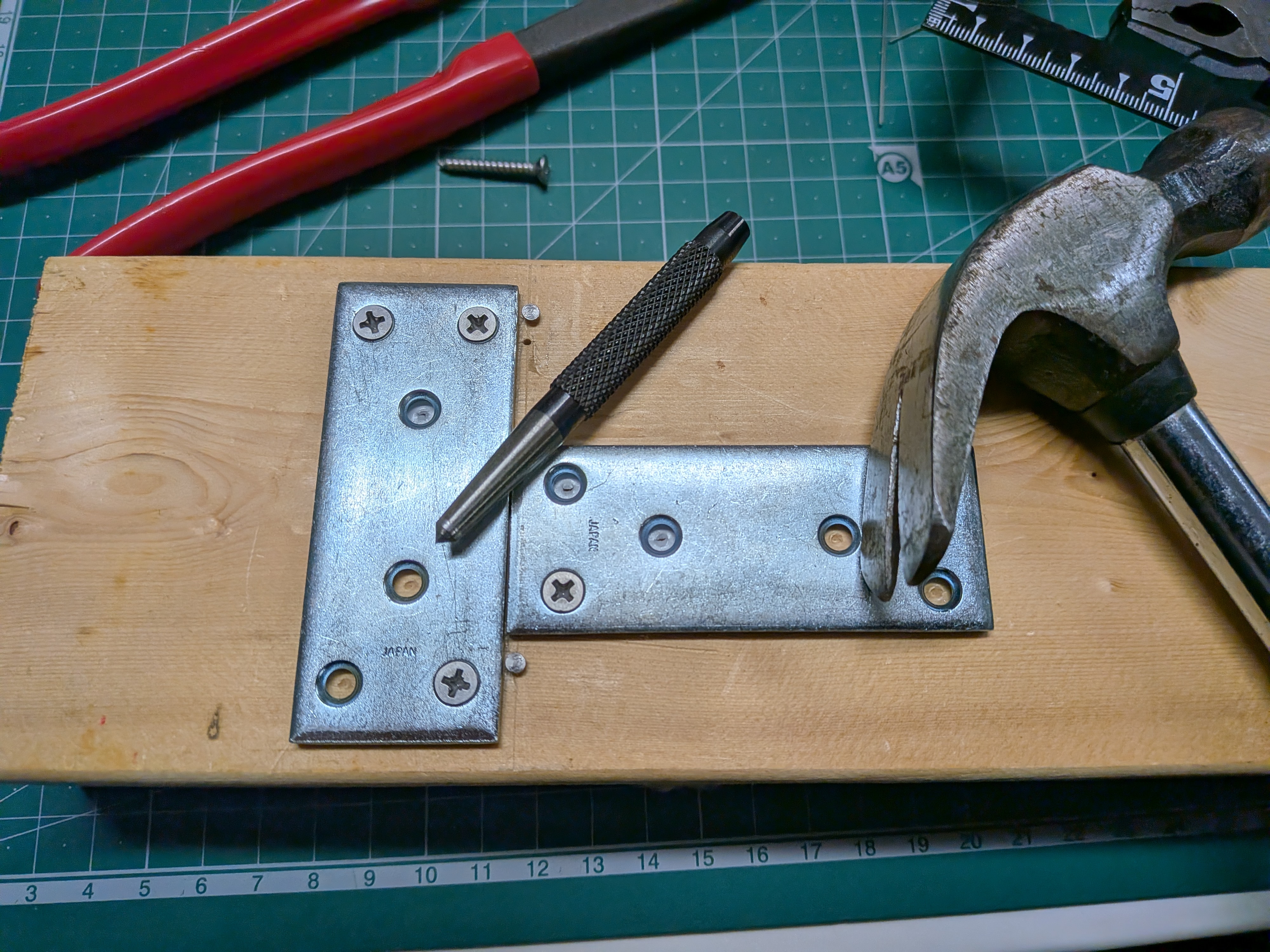 26年3月20日　ベースプレートの本締め