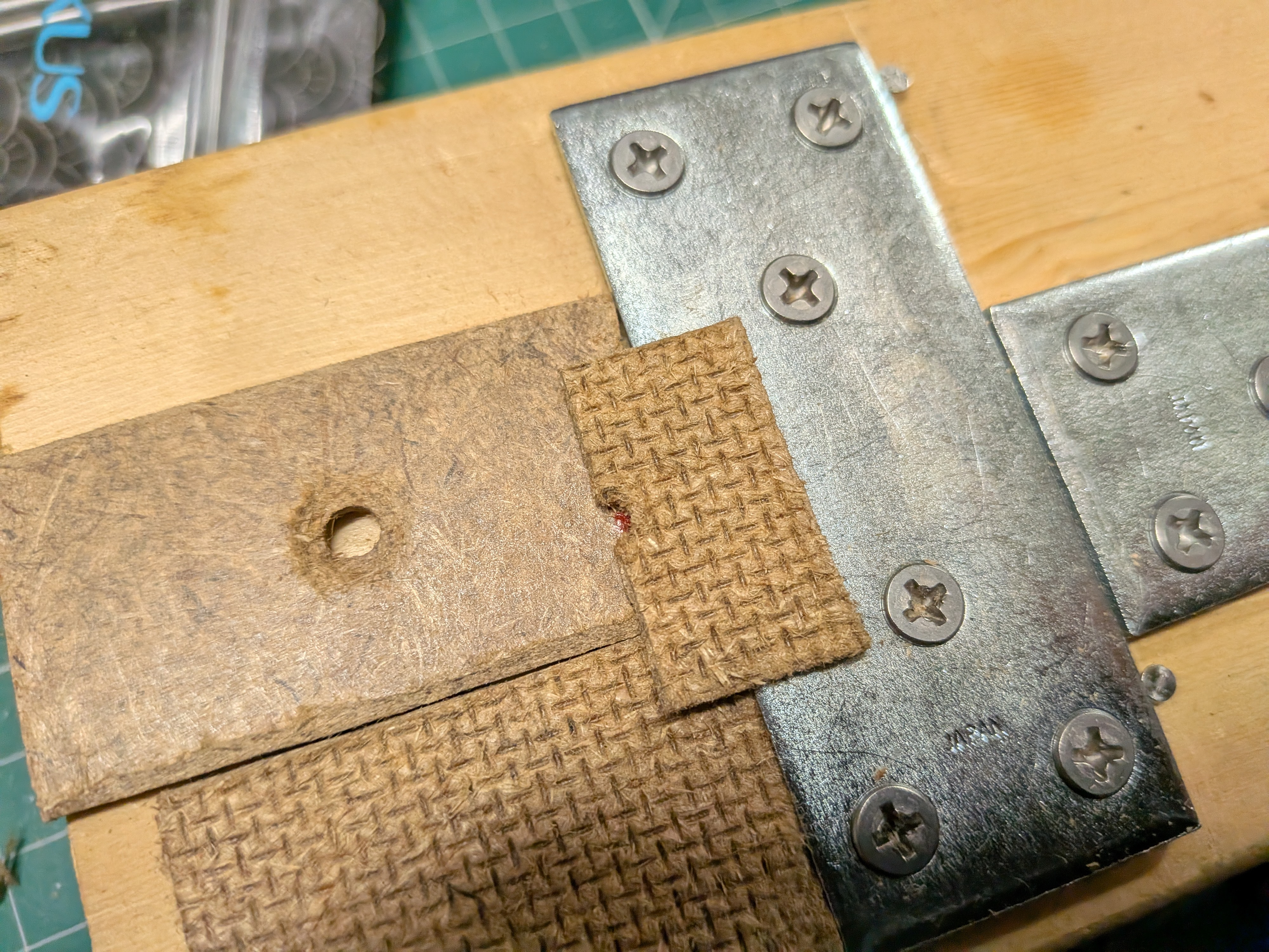 26年3月20日　ベースプレートに貼り付け