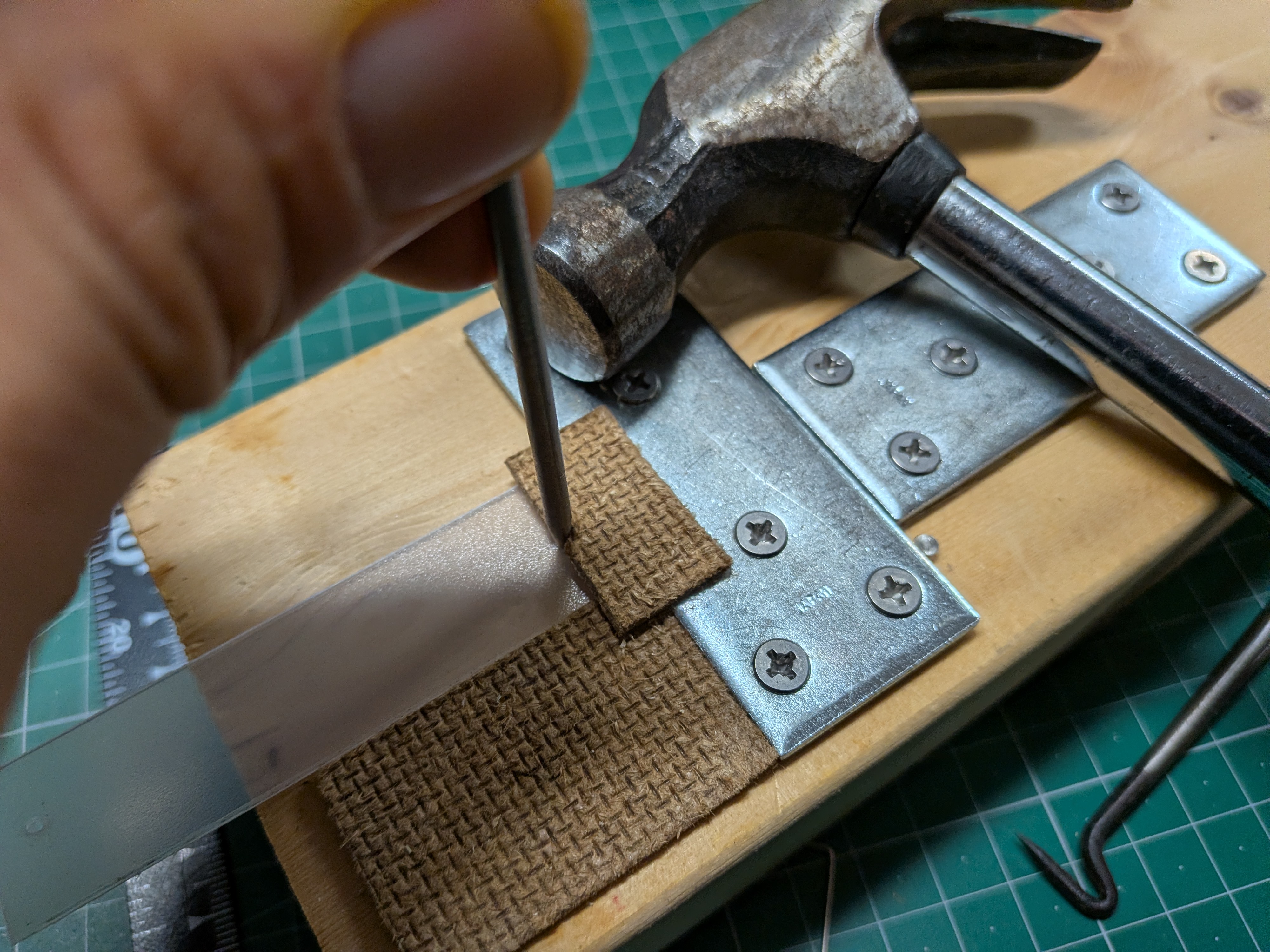 26年3月20日　穴あけパンチ試運転