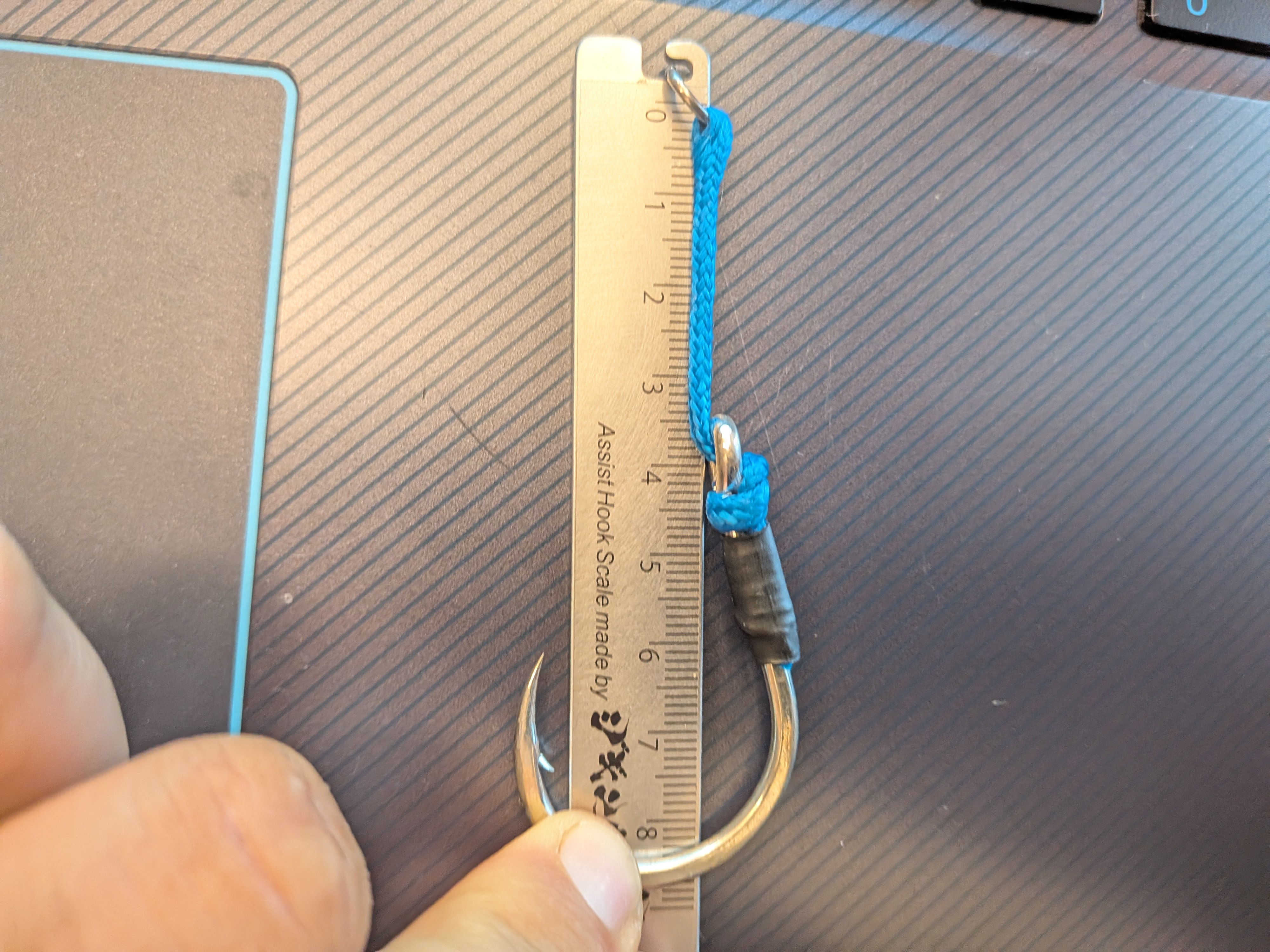 2026年3月18日　アシストフックの長さ測定