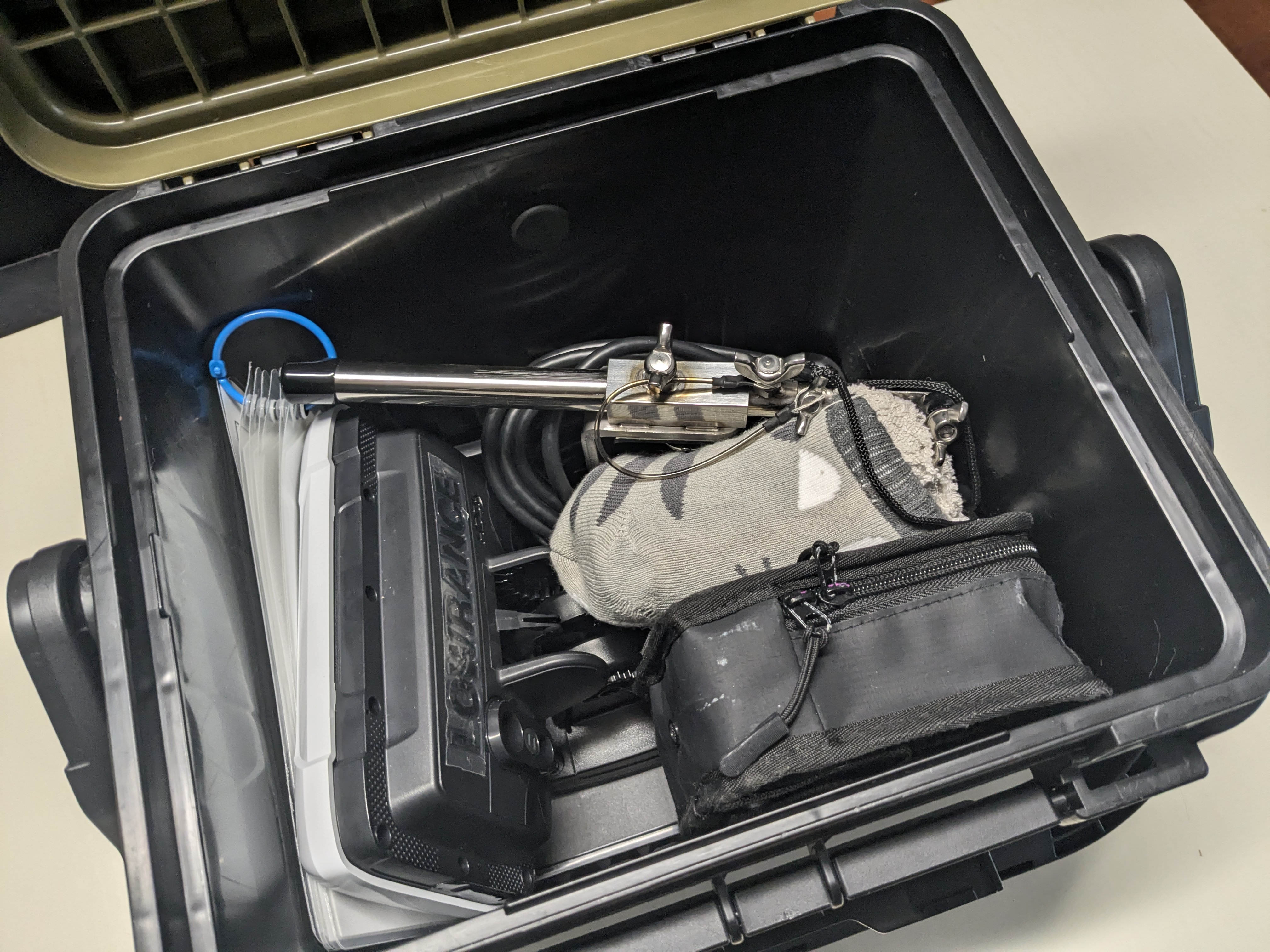 25年5月25日　収納方法　振動子を収納