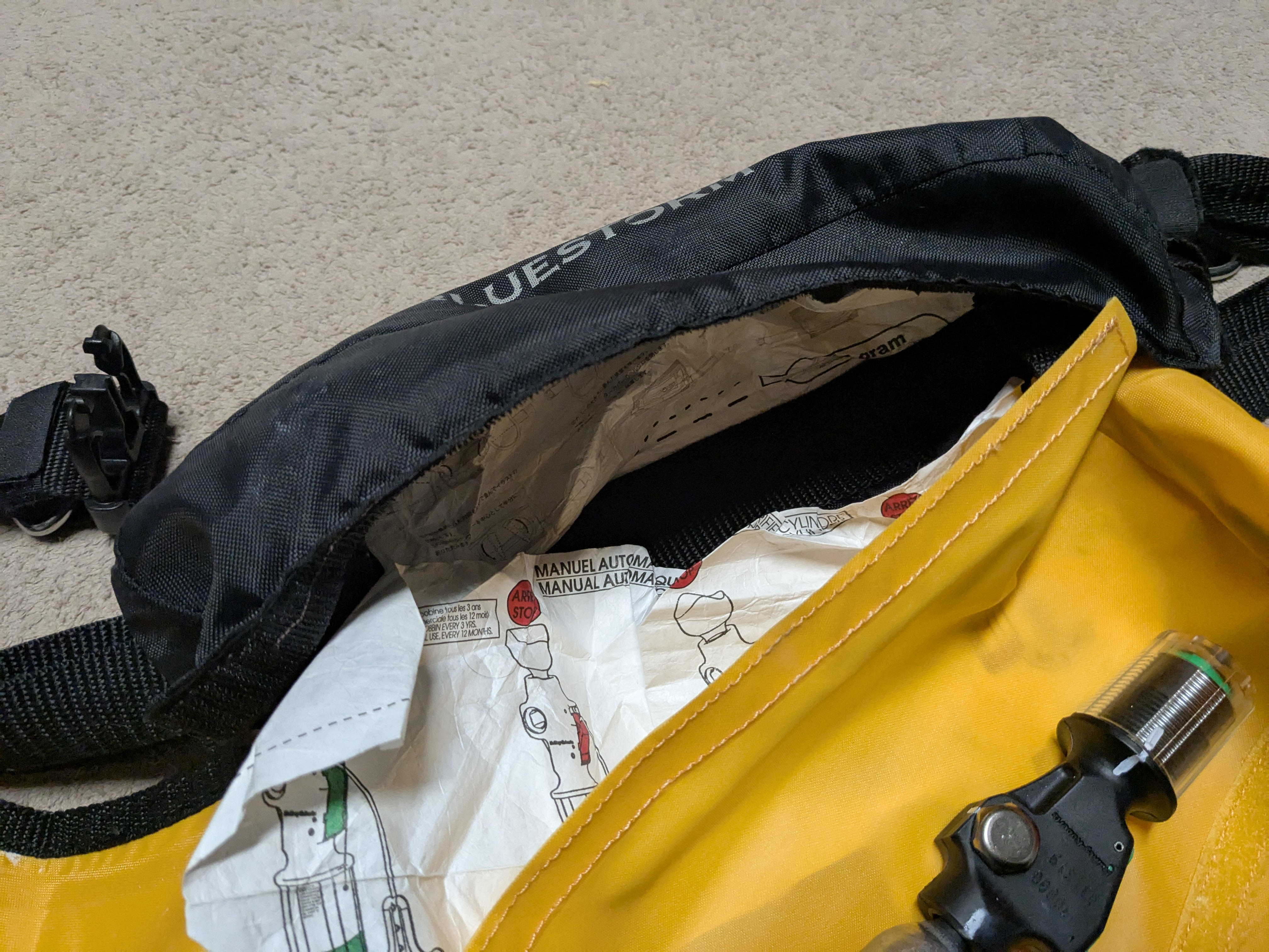 25年2月28日　カバーを先行して組み立て