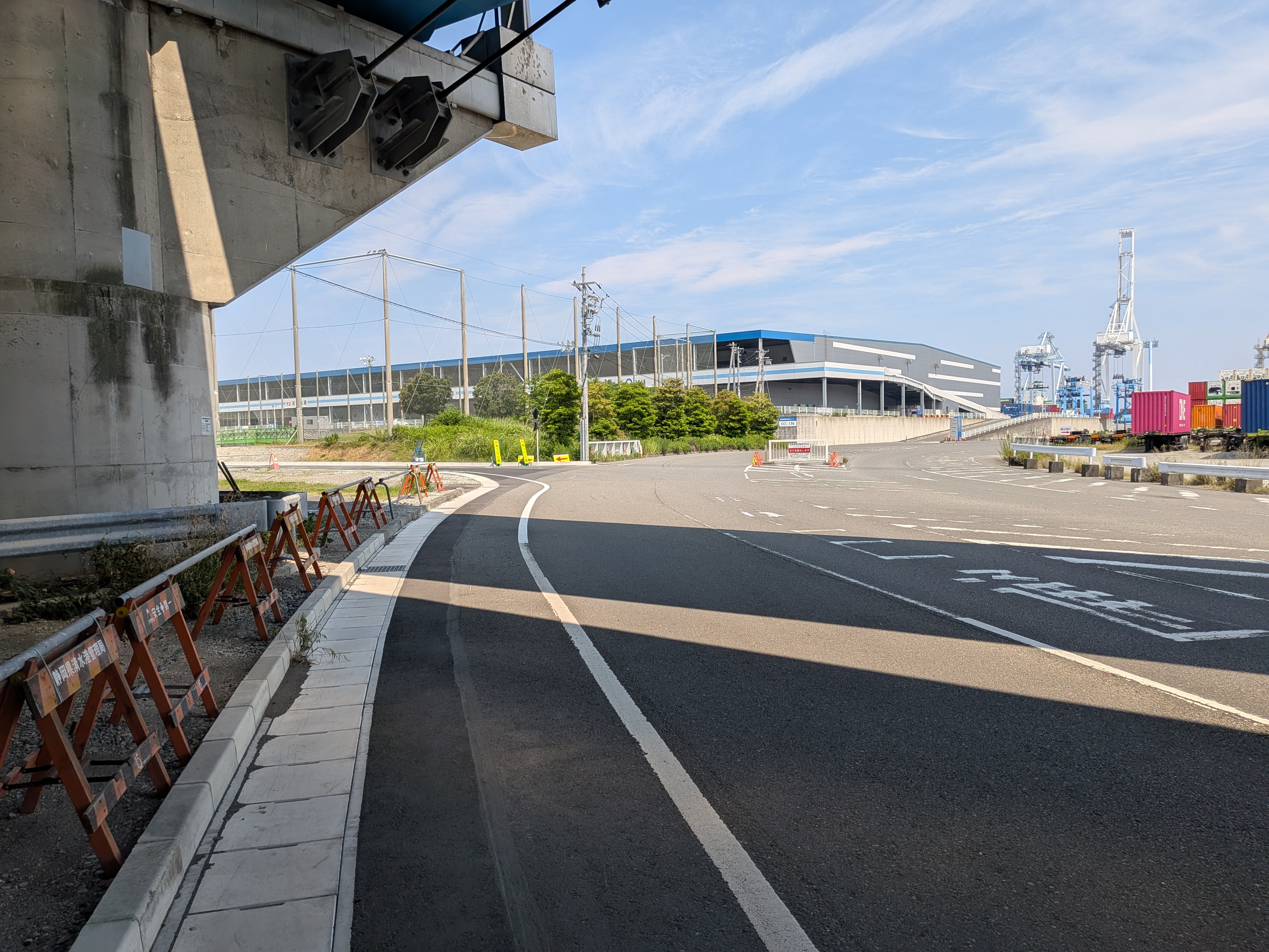 清水港海づり公園 富士方面からの案内 海づり公園入口
