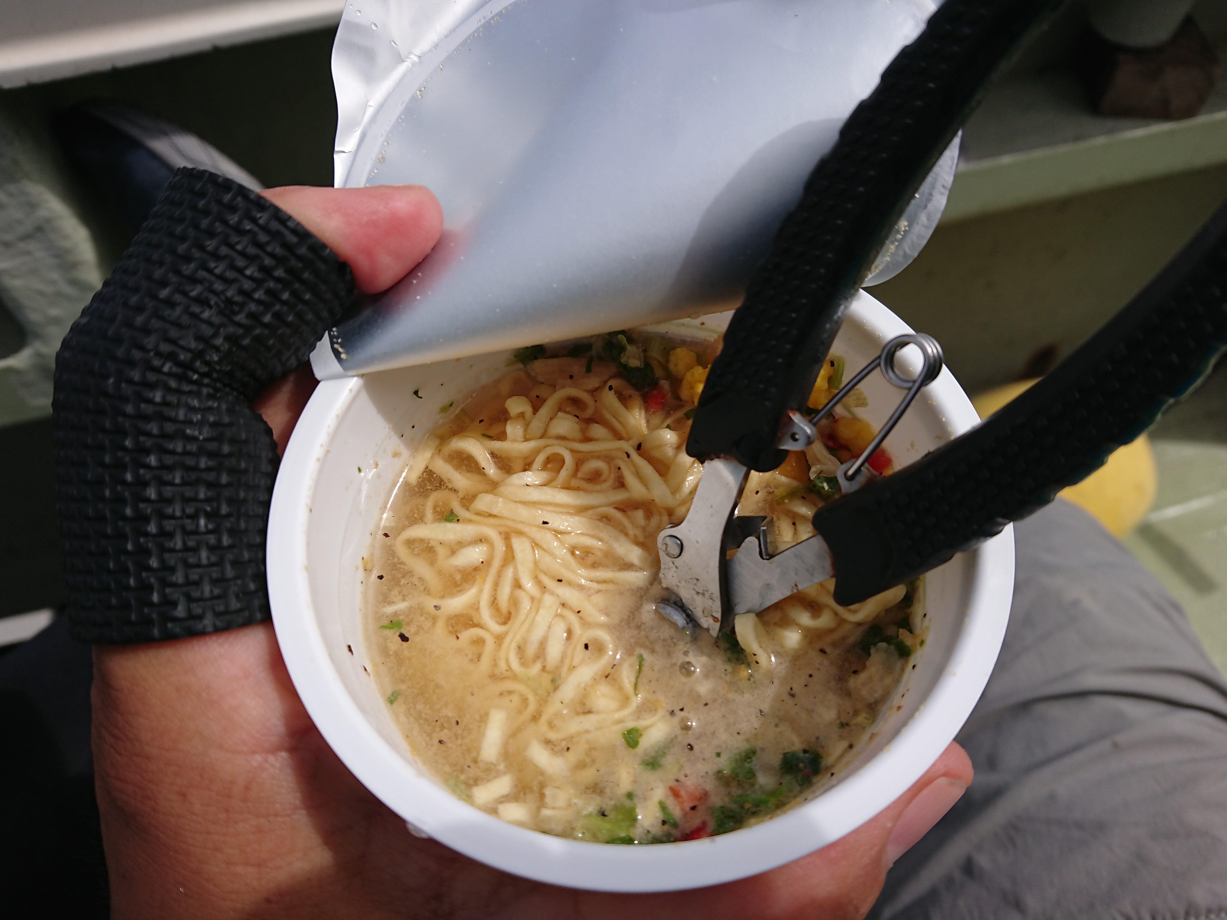 26年8月13日　相模湾コマセカツオ　昼ごはんの箸忘れた